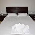 Thaloryn Villa * Nea Iraklitsa